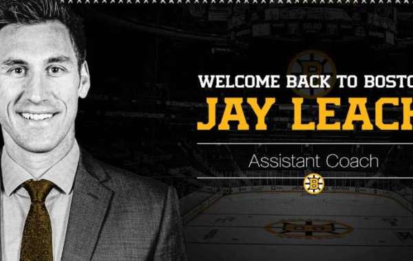 Jay Leach vender tilbake til Boston Bruins som assistenttrener, Sacco forfremmes til assistenttrener